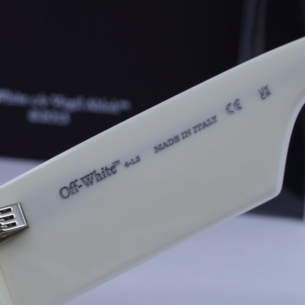 Off-White OERI141 CARY 0155 Rectangle Sunglasses – White/Green - Picture 8 of 10